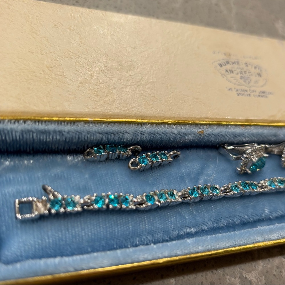 Vintage Bogoff Bracelet & Earrings - Picture 3 of 12